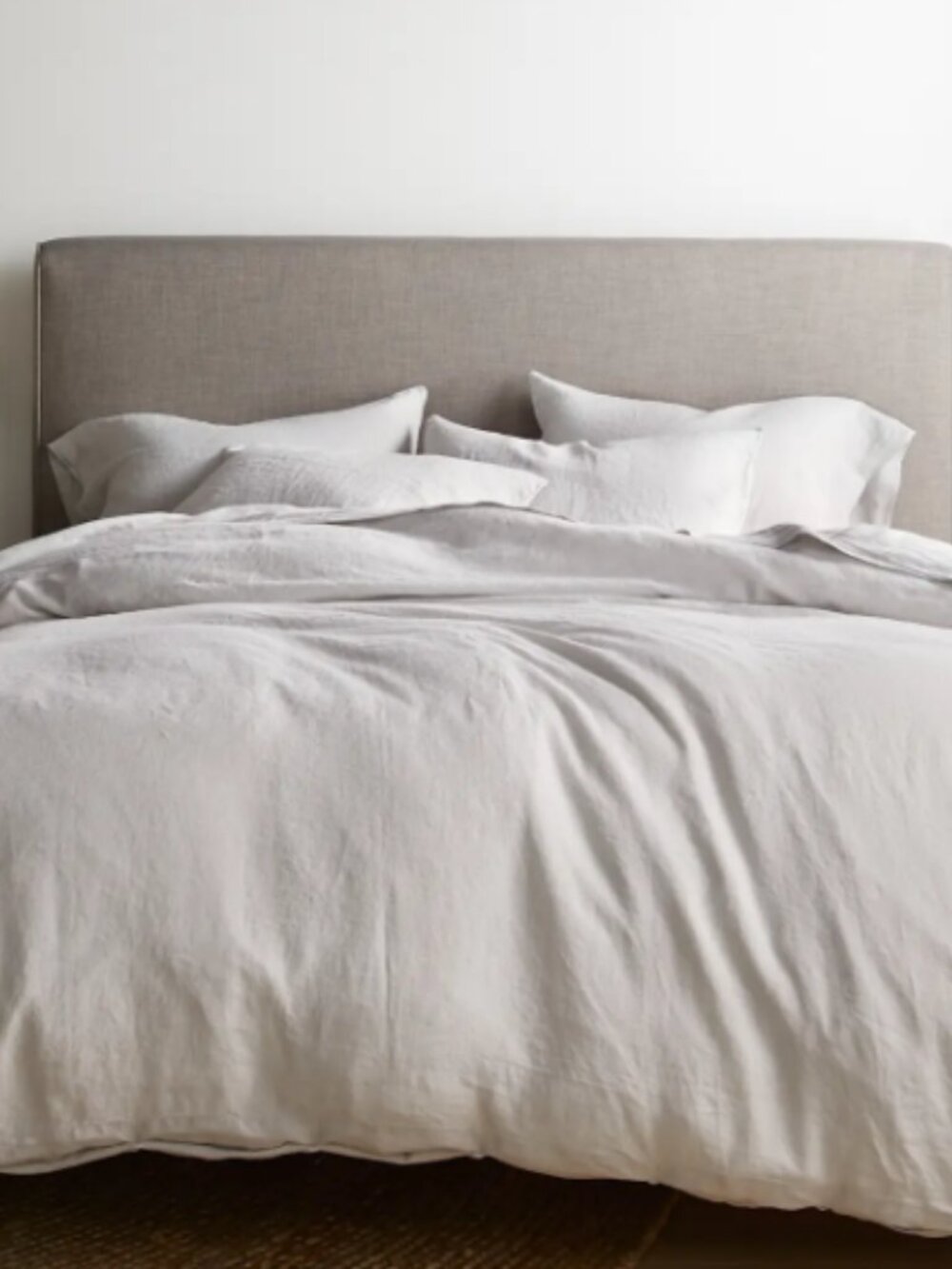 Quince European Linen Duvet Cover Set Light Gray Full/Queen NWT - Picture 2 of 8